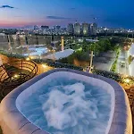 Appartement Downtown Floreasca Penthouse W Jacuzzi&terrace Bucarest