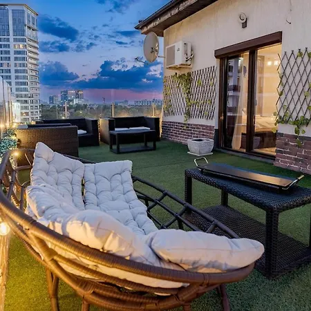 Downtown Floreasca Penthouse W Jacuzzi&terrace * Bucureşti