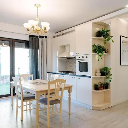 Downtown Floreasca Penthouse W Jacuzzi&terrace Appartement *