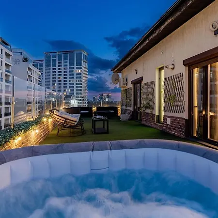 Downtown Floreasca Penthouse W Jacuzzi&terrace * Bucureşti