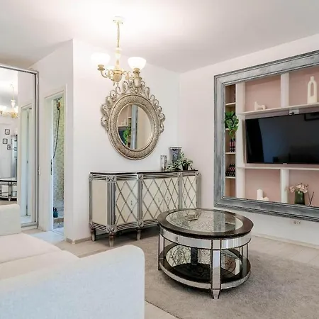 Downtown Floreasca Penthouse W Jacuzzi&terrace Apartament