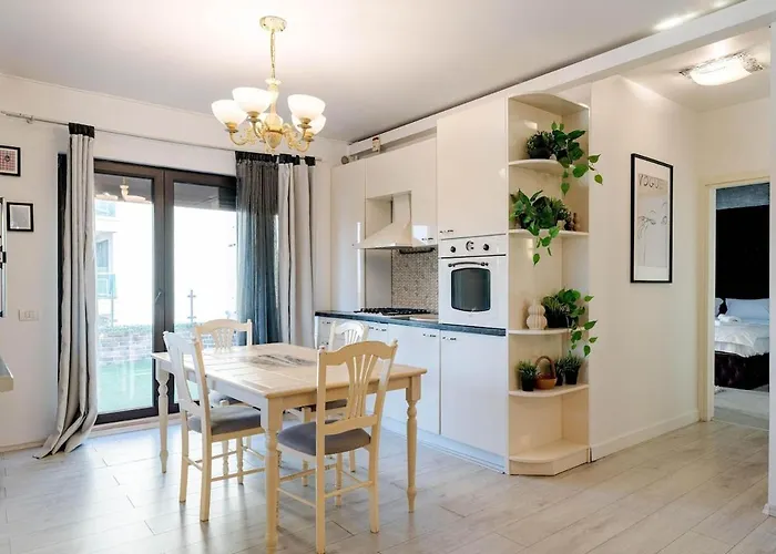 Downtown Floreasca Penthouse W Jacuzzi&terrace Apartament *