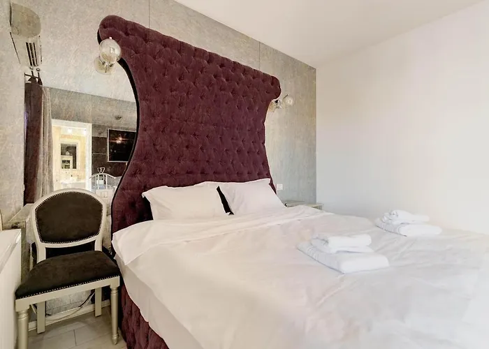 Downtown Floreasca Penthouse W Jacuzzi&terrace Bucharest