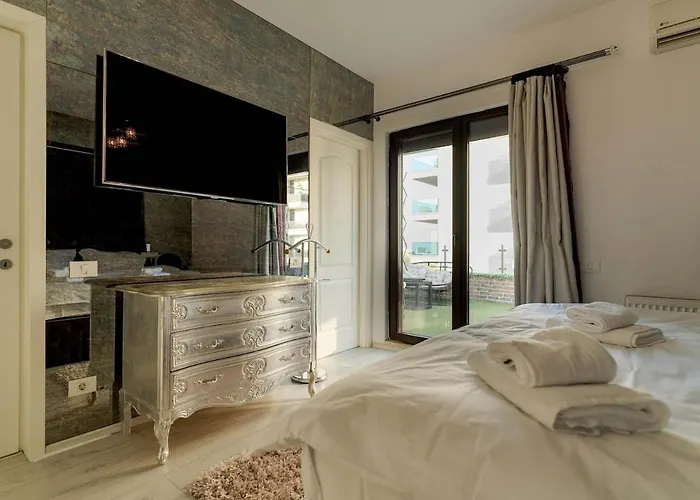 Downtown Floreasca Penthouse W Jacuzzi&terrace