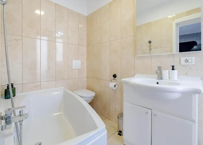 Downtown Floreasca Penthouse W Jacuzzi&terrace